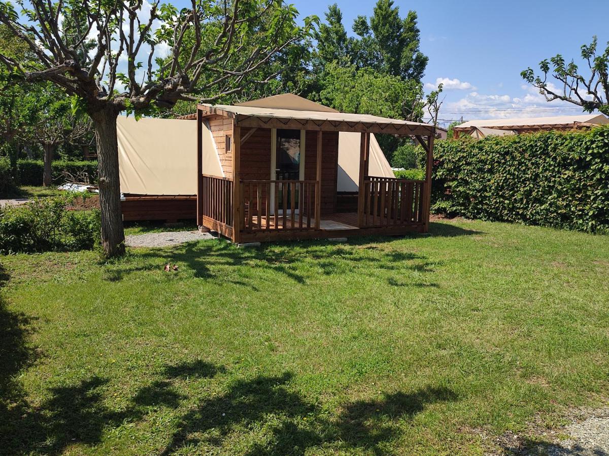 Camping Sites Et Paysages Les Pres Hauts Sisteron Exterior photo